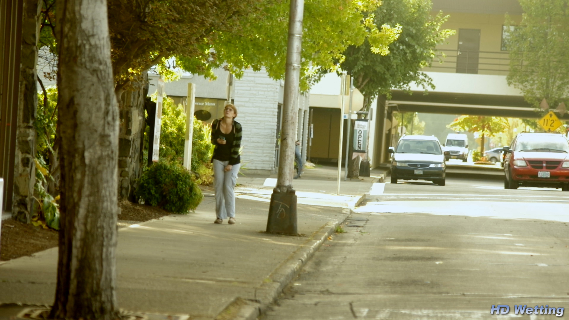 city-3 She needs to pee really bad