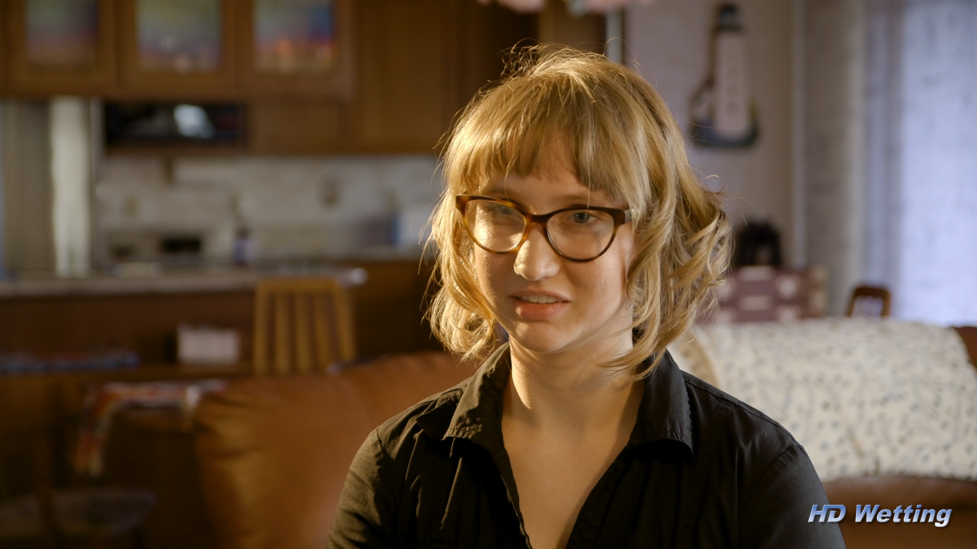 intro-10 Headshot of Lyra