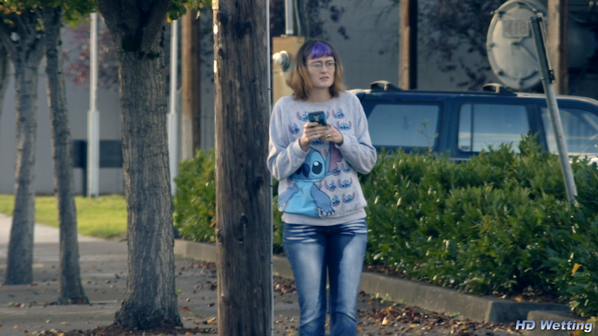 texting-10 Even though she wet her pants, she continues to text
