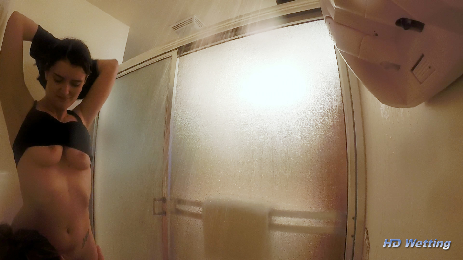 showering-7 Alisha goes down on Sosha in the shower
