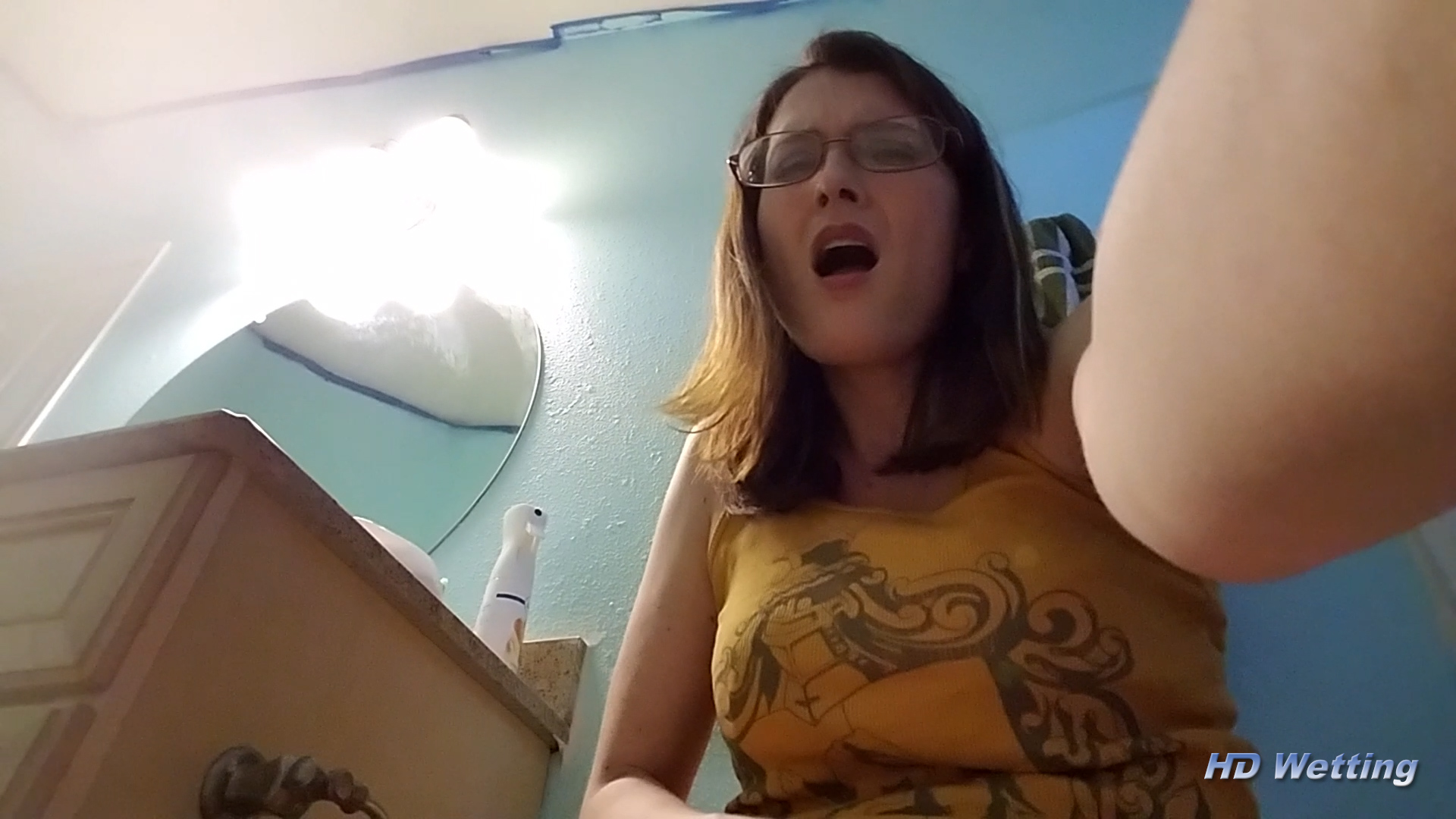 red-8 Sosha's face just before she climaxes