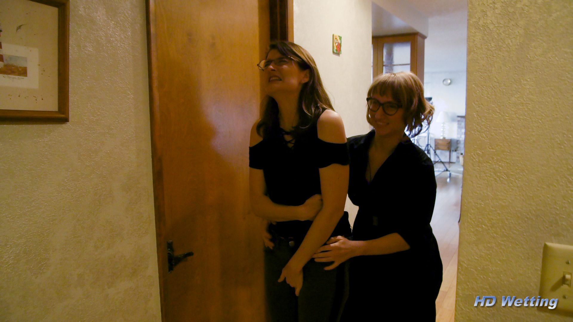 prank-7 Lyra tickling Sosha.