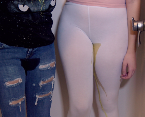 Alisha and Olivia peeing themselves at the same time.